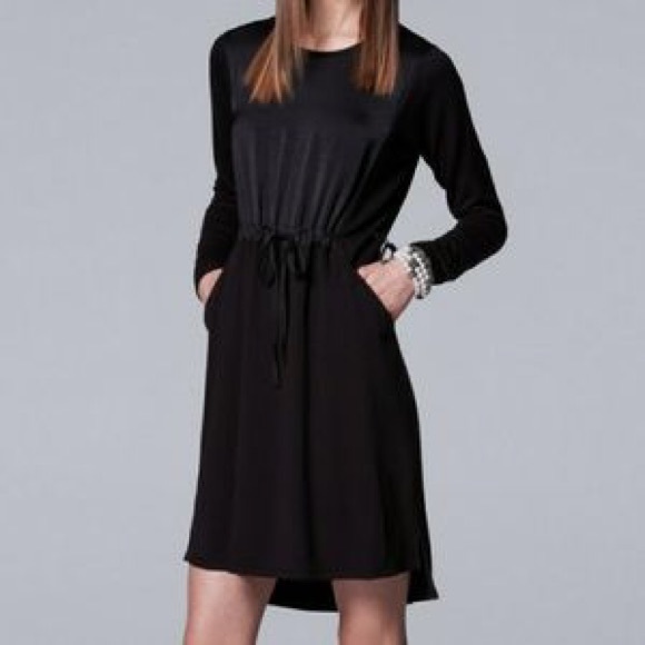 Robe Noire Simply Vera Wang - Taille S, Coupe A-Line, Manches Longues